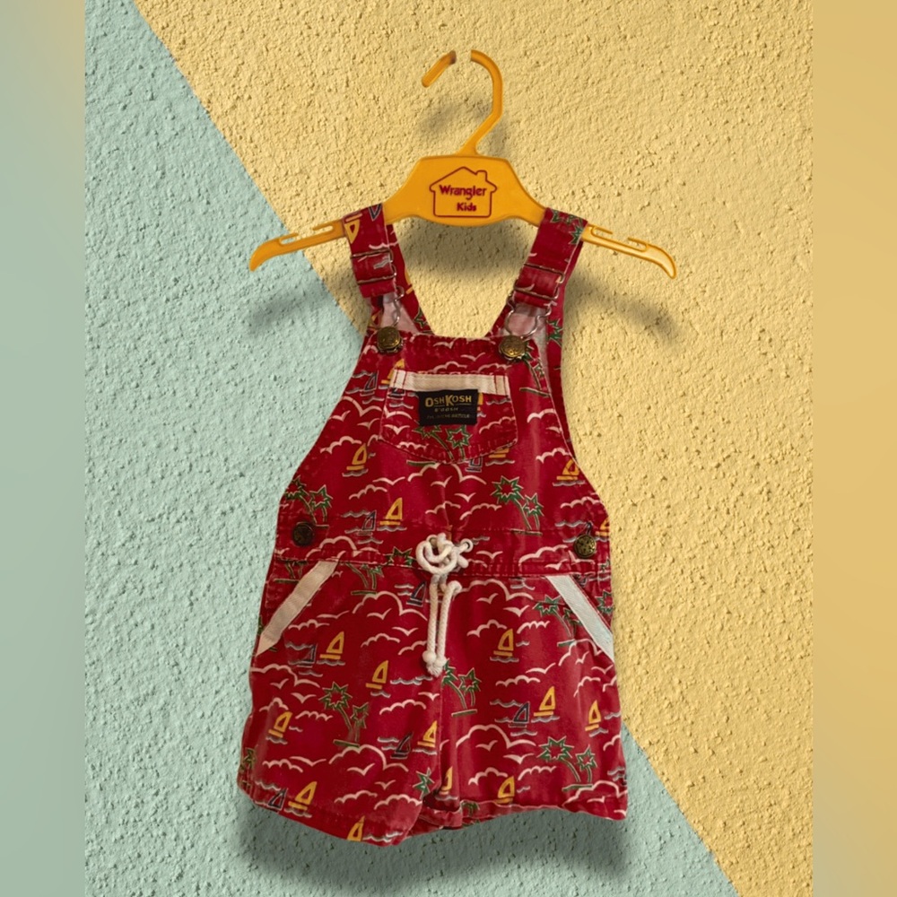 ❌ SOLD ❌
24m Vintage OshKosh Paper Tag Nautical Print Overalls